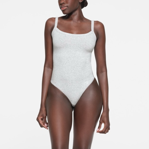 Skims Cotton Jersey Scoop Neck Bodysuit - Picture 1 of 4